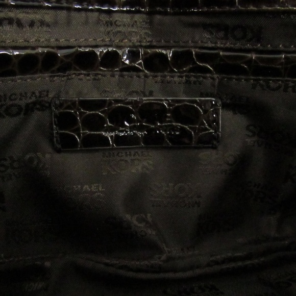 Michael Kors Crocodile Pattern Brown/Gold Patent Leather Baguette Bag - Picture 15 of 15